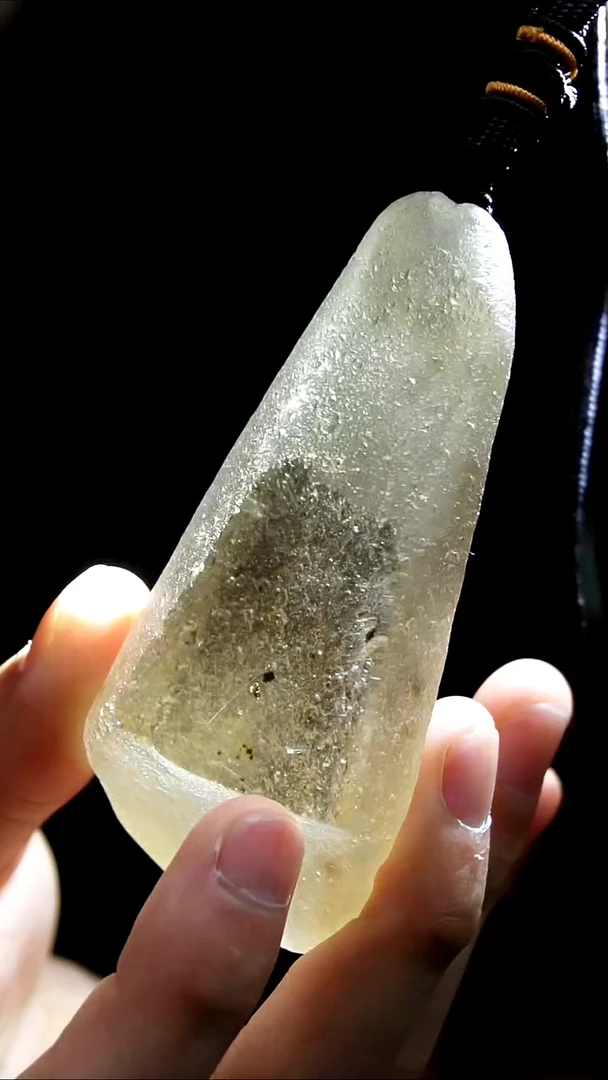 吊坠(赠链)未镶嵌水晶水晶