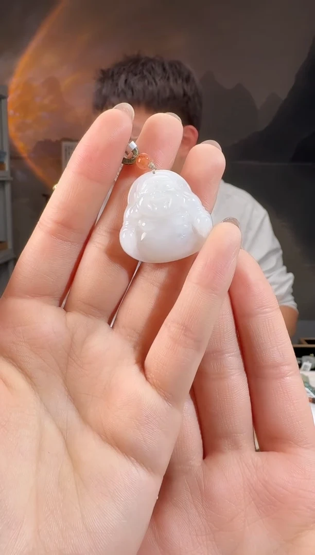 颈饰未镶嵌和田玉佛公