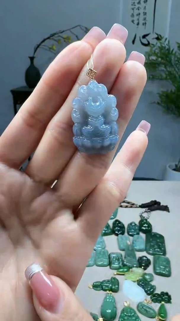 吊坠(不含链)18K金镶嵌和田玉1