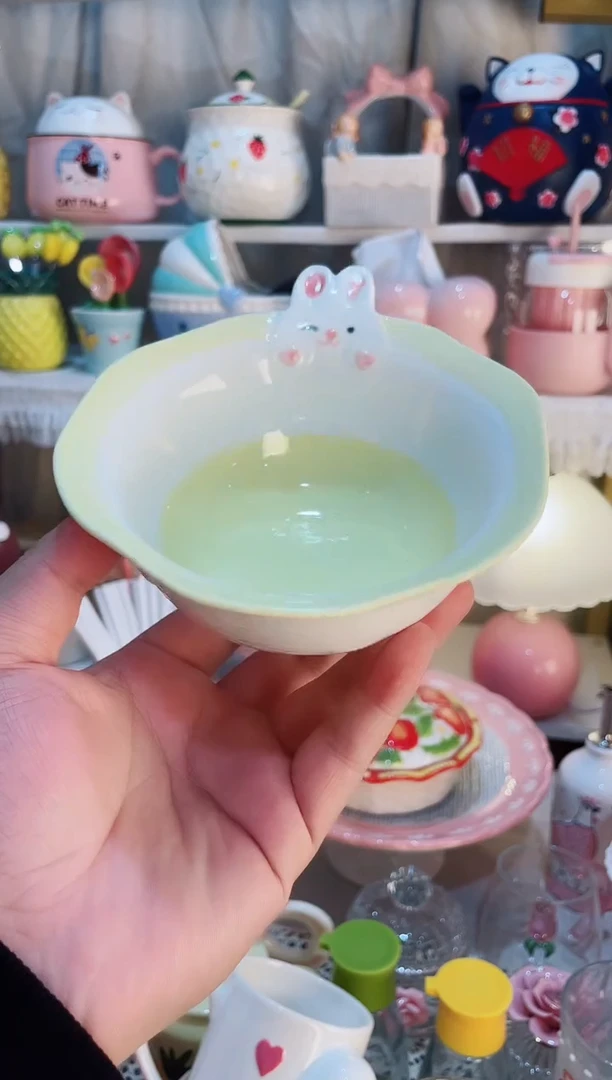 【闪购商品】瓷片黄色兔子米粉碗