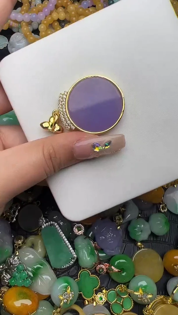 翡翠未镶嵌颈饰天然缅甸翡翠吊坠