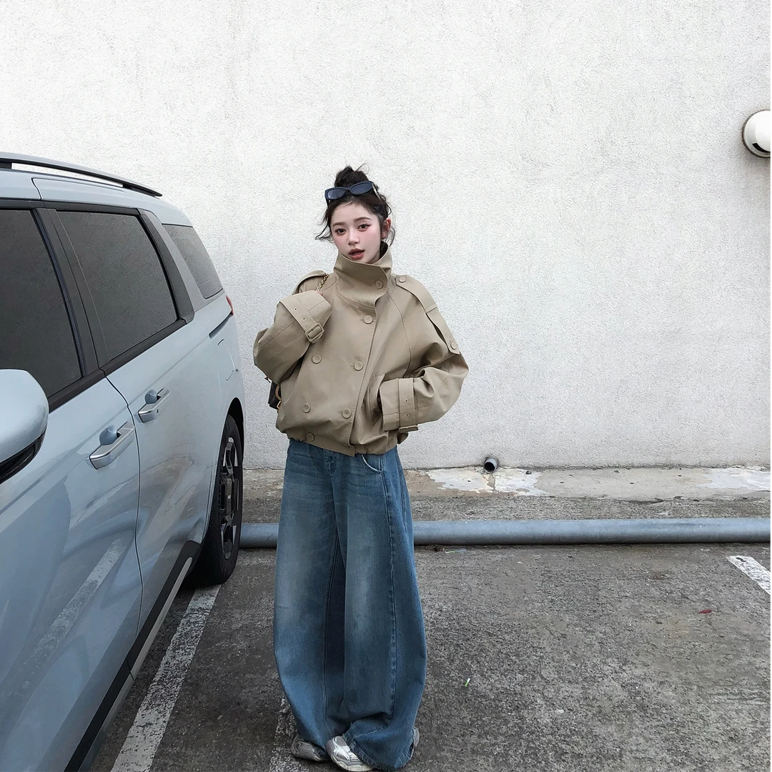 卡其色短款风衣外套韩系复古酷飒风立领双排扣女秋高腰直筒牛仔裤