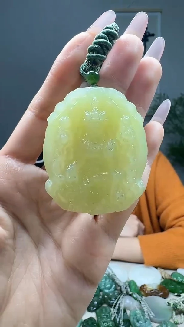 未镶嵌和田玉挂件1