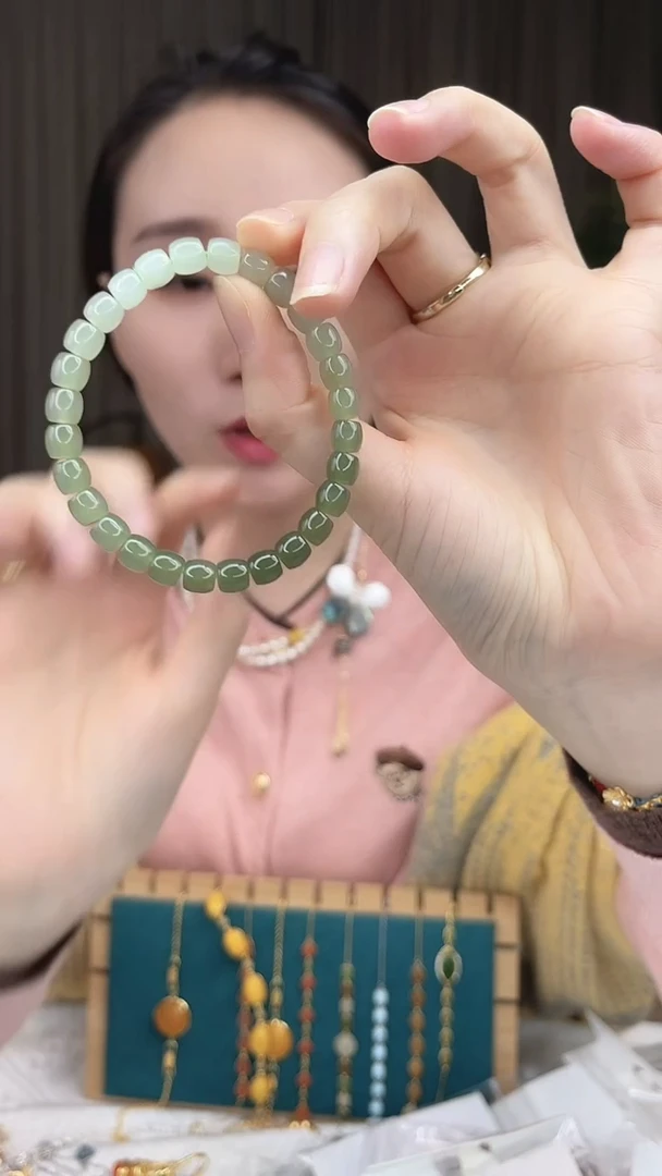 未镶嵌手串和田玉（糖玉）和田玉手串