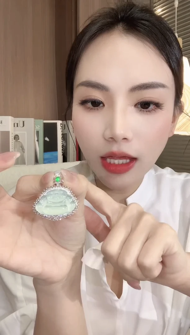 翡翠18K金镶嵌吊坠(不含链)D49