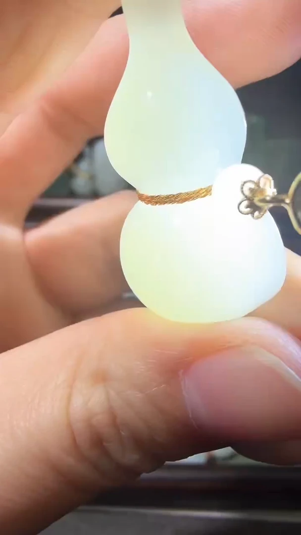 吊坠(不含链)未镶嵌和田玉和田玉葫芦吊坠