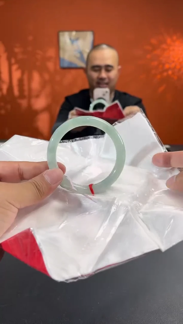 未镶嵌手镯翡翠翡翠手镯