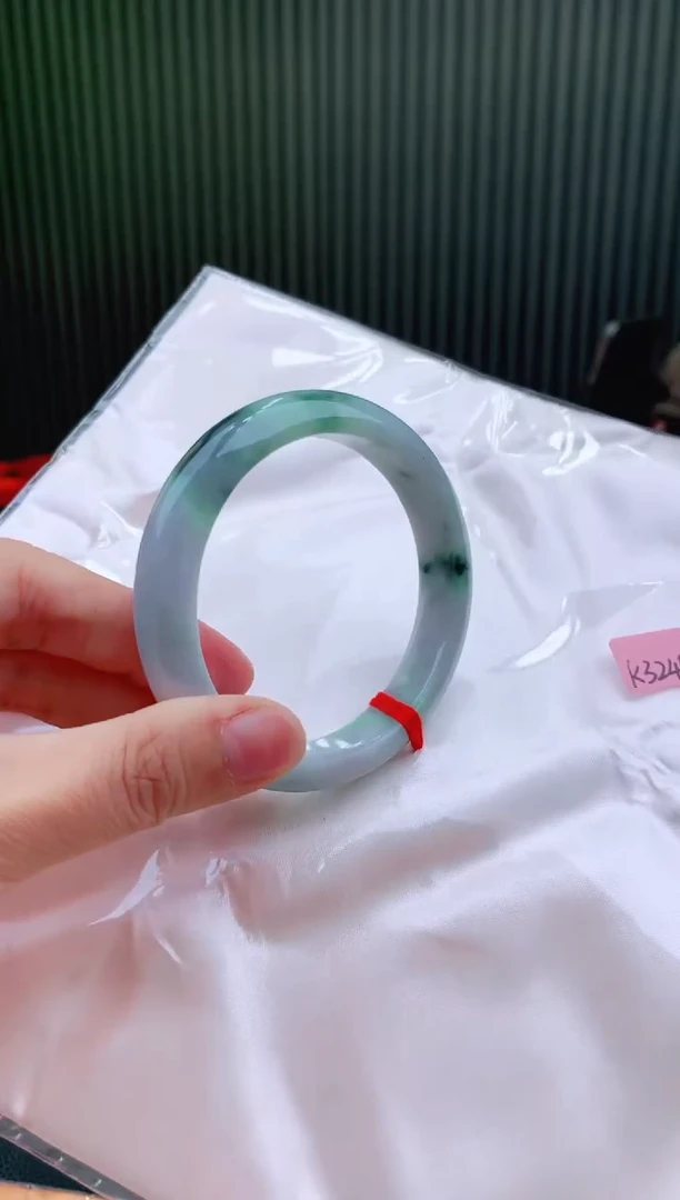 未镶嵌手镯翡翠57