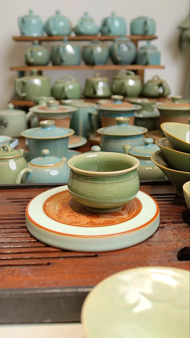 瓷一级无暇豆绿炉子杯