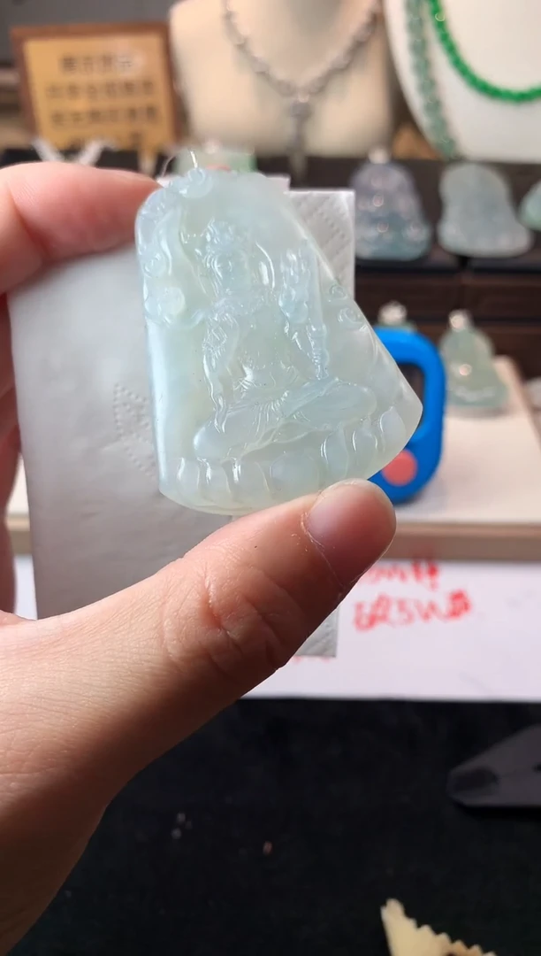 未镶嵌定制翡翠王****！毛货不退不换