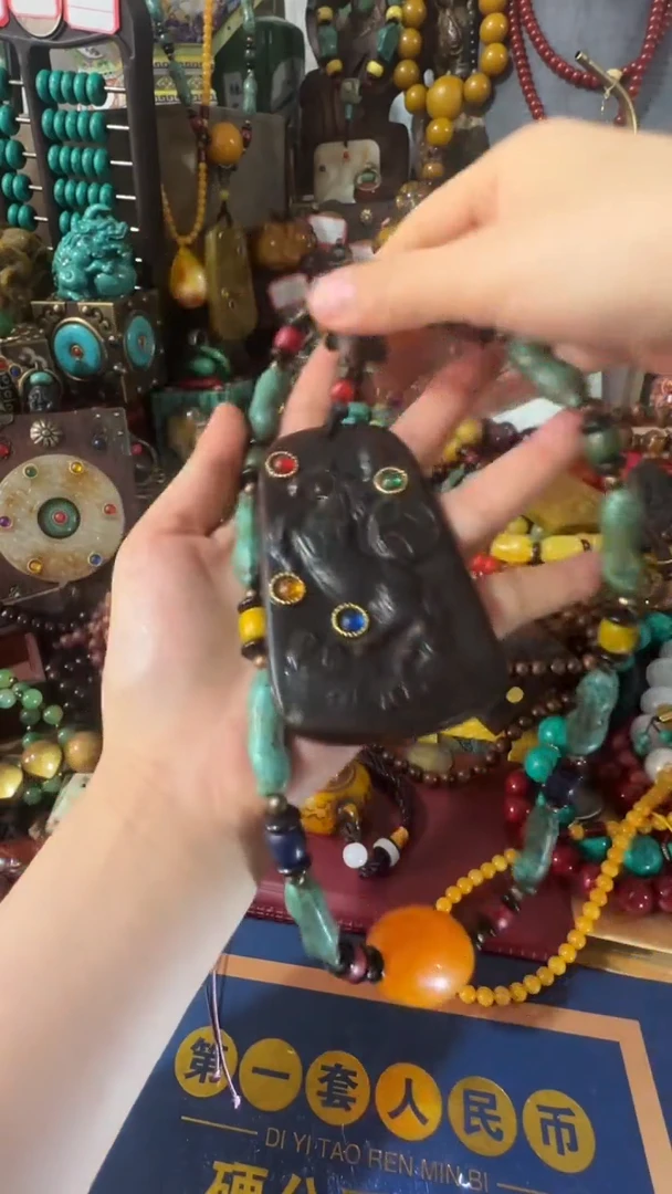 【闪购商品】和田玉（糖玉）挂件未镶嵌撤店清仓好物分享