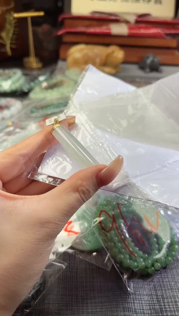 翡翠18K金镶嵌颈饰100714942随机发仅一件