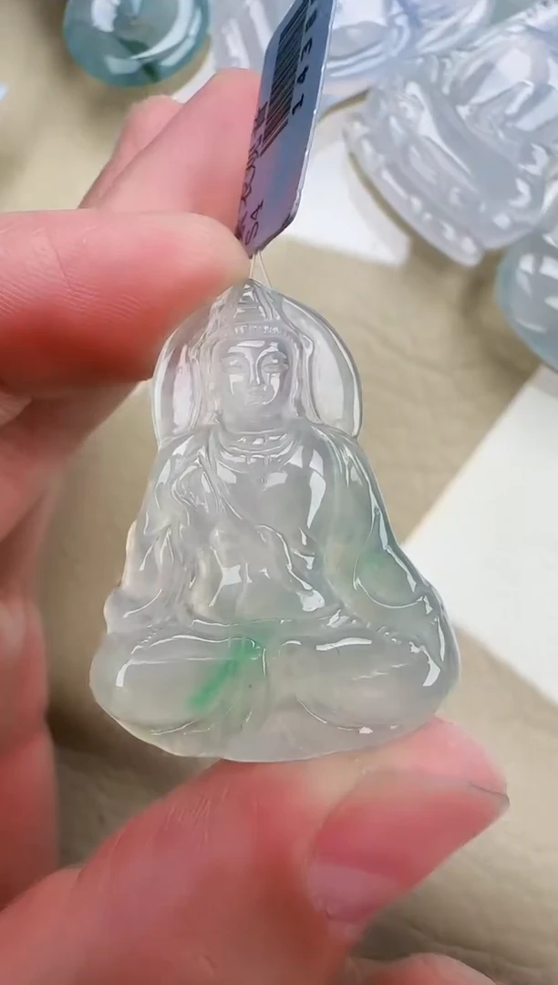 翡翠未镶嵌颈饰缅甸天然翡翠a货