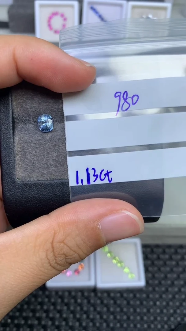 未镶嵌珠宝定制蓝宝石缅甸天然无烧蓝宝