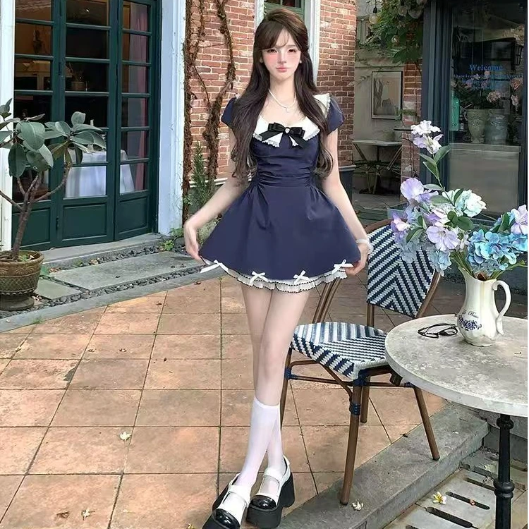 甜美热恋千金风夏季新款大码女装胖MM蝴蝶结收腰显瘦方领连衣裙