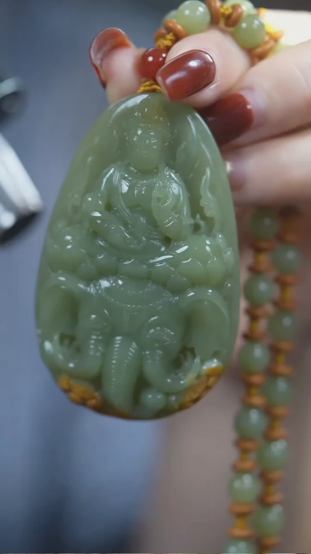 颈饰未镶嵌和田玉普贤