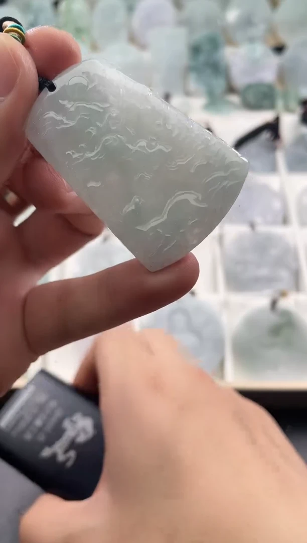 颈饰未镶嵌翡翠....9/23/.186