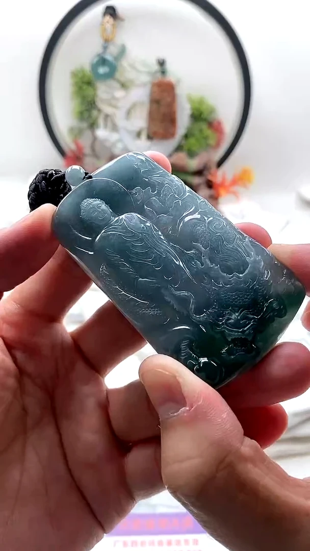 颈饰未镶嵌翡翠阿弥陀佛