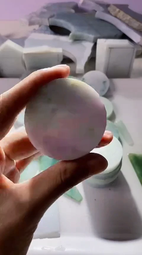 翡翠未镶嵌颈饰翡翠784