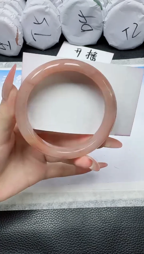 石英质玉手镯未镶嵌169
