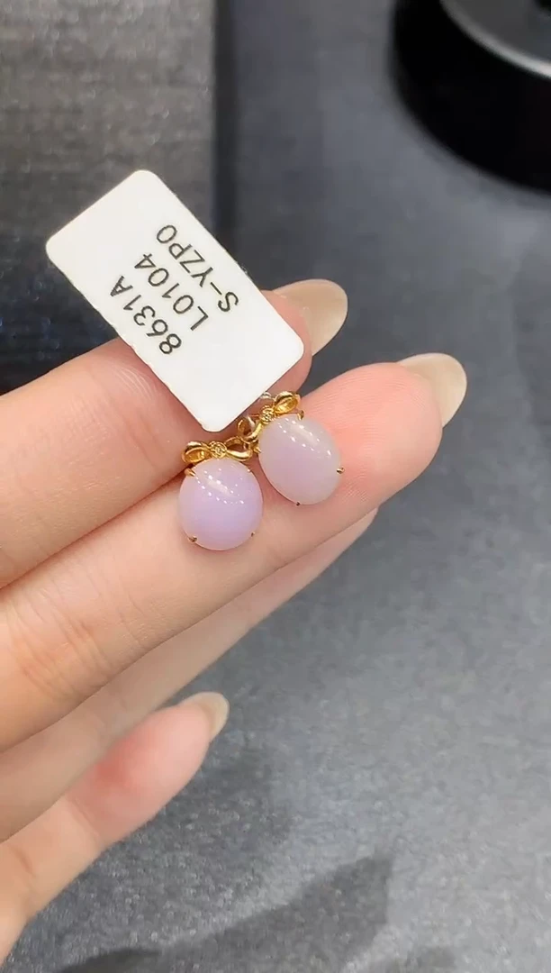 18K金镶嵌翡翠耳饰L0104多样性发其一