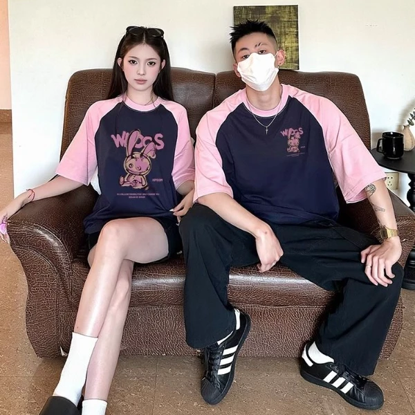 情侣装夏季短袖T恤小众高级感网红洋气2025新款爆款插肩袖男女潮