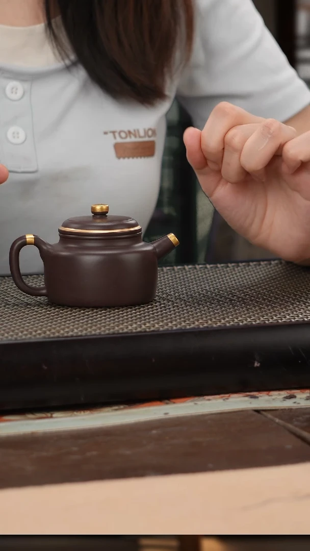 茶壶紫砂四号井茄皮紫泥描金德钟120cc