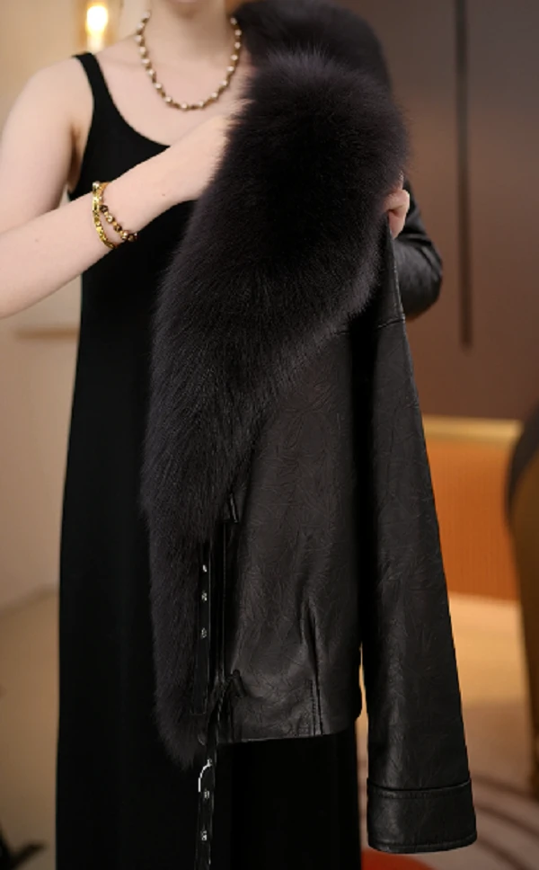 MM--2025年海宁轻奢短款时尚气质皮羽绒服