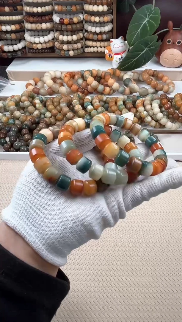 【闪购商品】菩提根/象牙果吊坠d939卡13