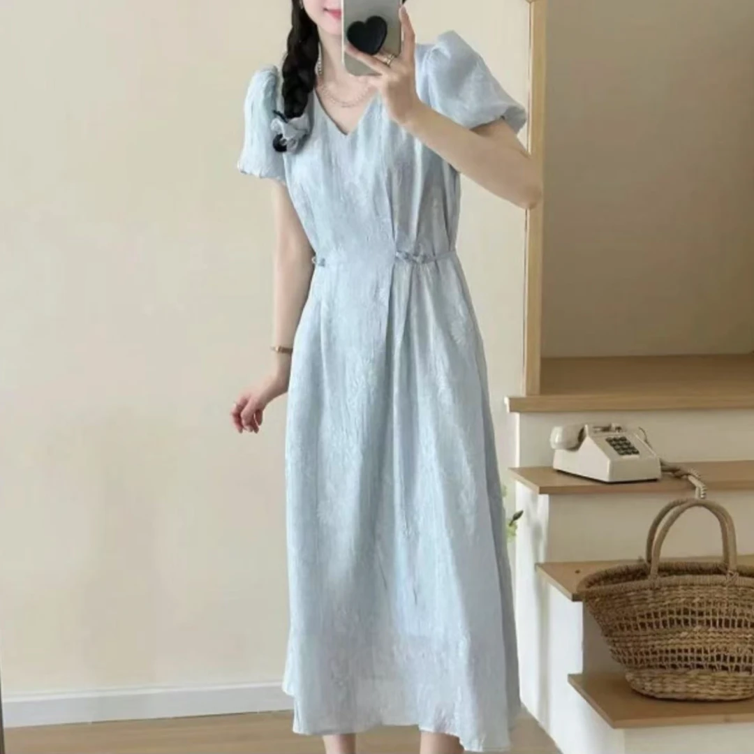 【现货+运费险】V领高级感遮肚减龄气质裙子法式名媛连衣裙女HD299