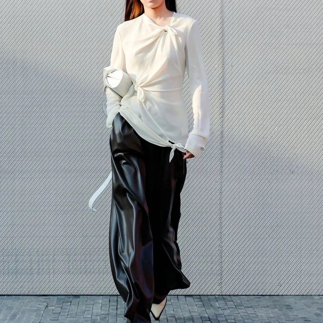 以类设计师品牌ATELIER OU醋酸轻薄纽结修身长袖小衫上衣36390