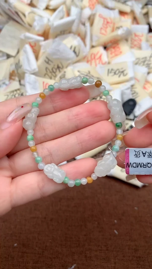 未镶嵌挂件翡翠一