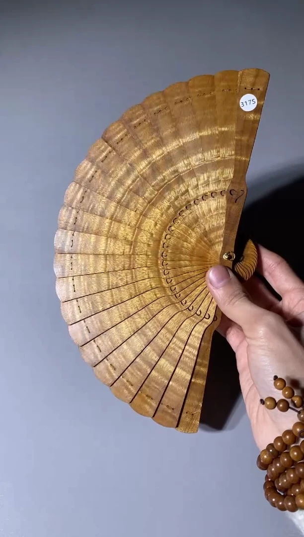 【闪购商品】金丝楠木雕317号15cm金丝楠木小叶桢楠扇子
