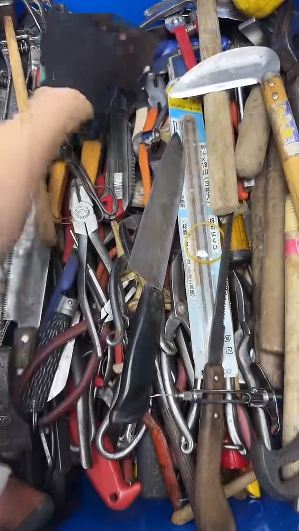 义**先五金工具钳子凿子等25
