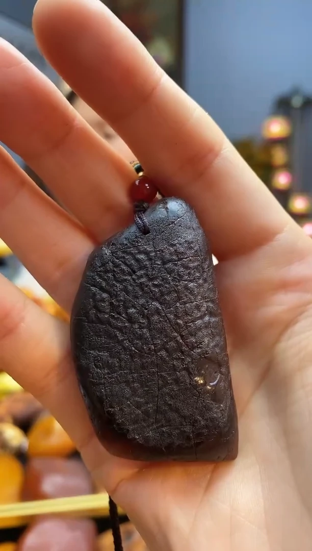 琥珀颈饰未镶嵌挂件