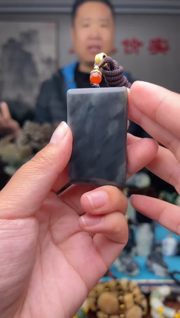 未镶嵌和田玉挂件1