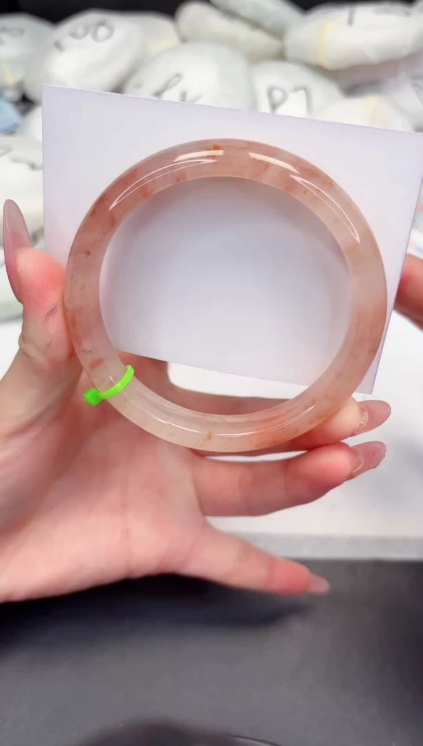 【闪购商品】石英质玉手镯未镶嵌90-62.2