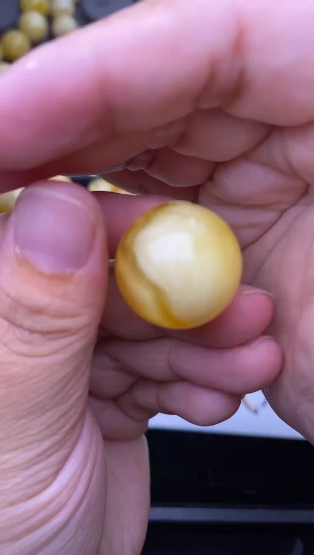 裸石琥珀未镶嵌大小姐珠宝严选70