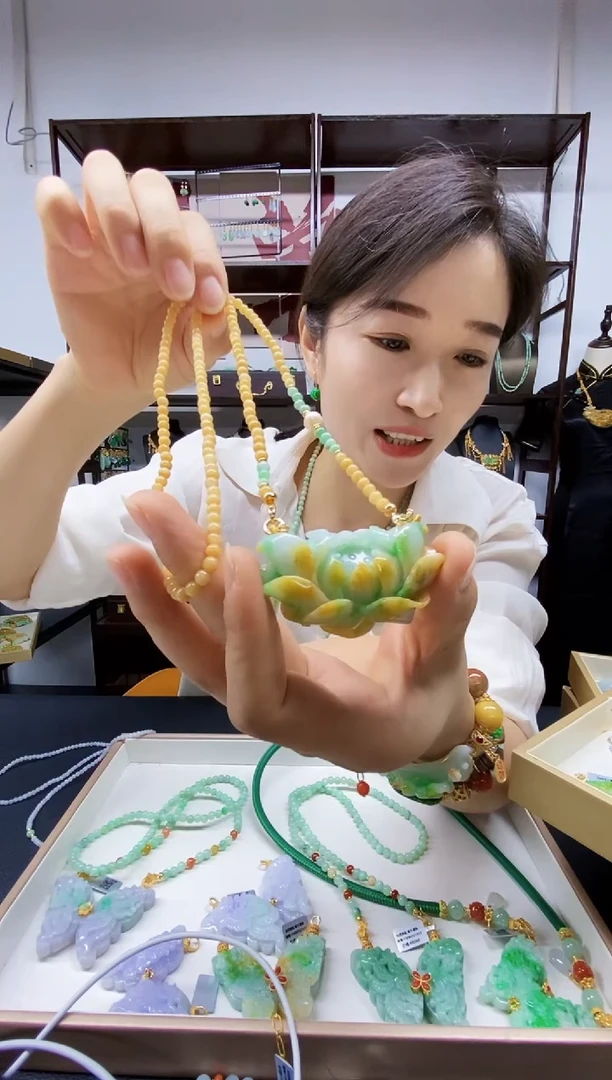 颈饰未镶嵌翡翠翡翠吊坠