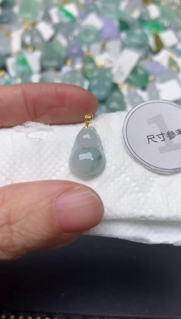 颈饰18K金镶嵌翡翠天然缅甸A货翡翠