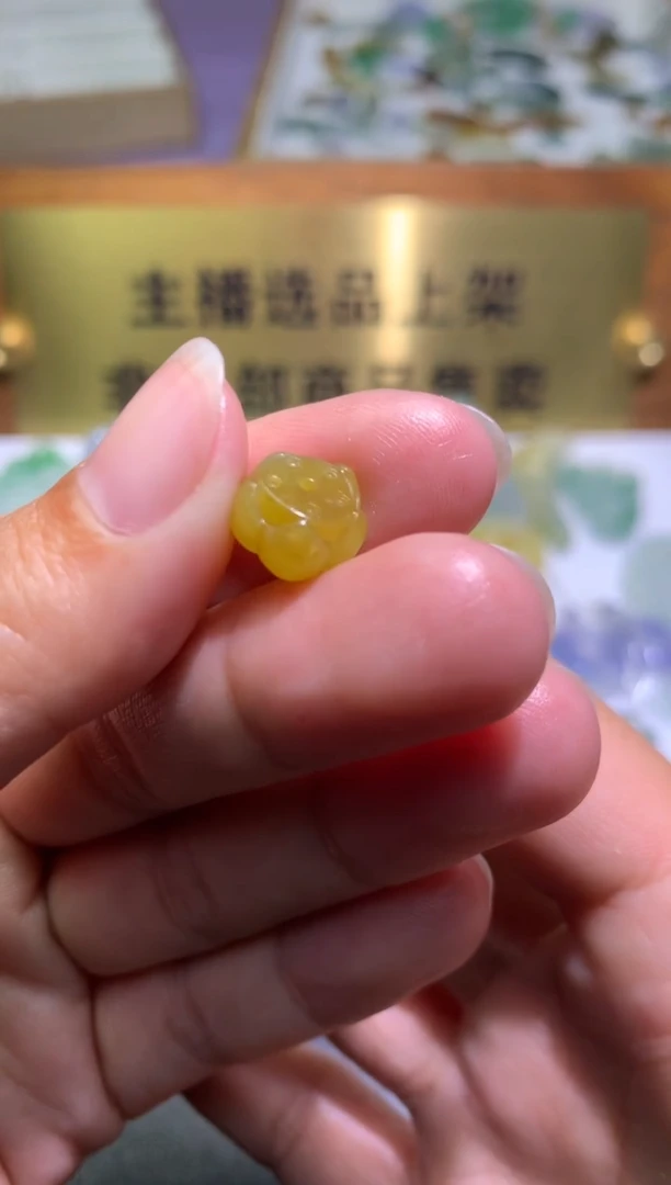 【闪购商品】定制翡翠未镶嵌毛货