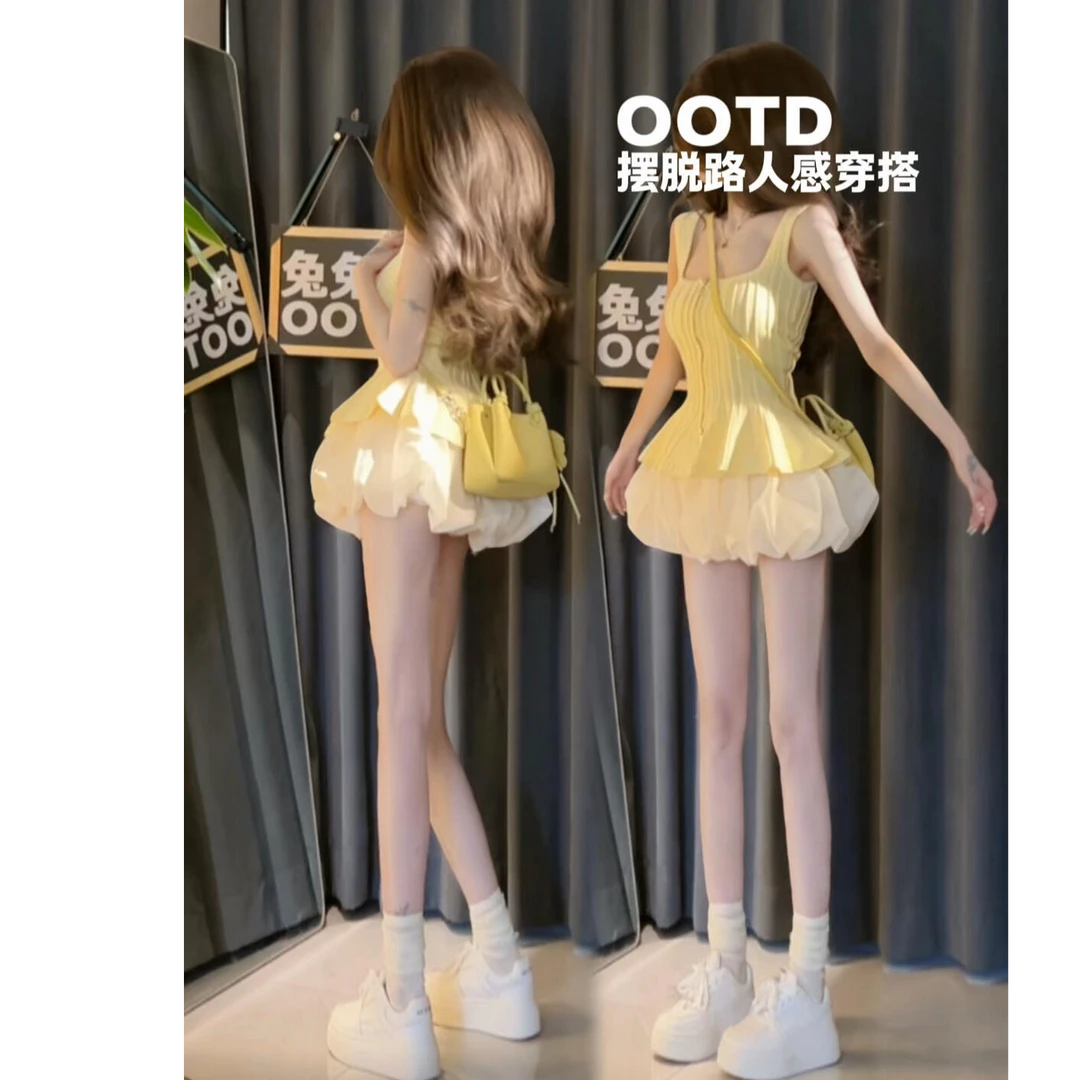 2025夏季新款时尚甜美减龄百搭吊带背心上衣短裙两件套
