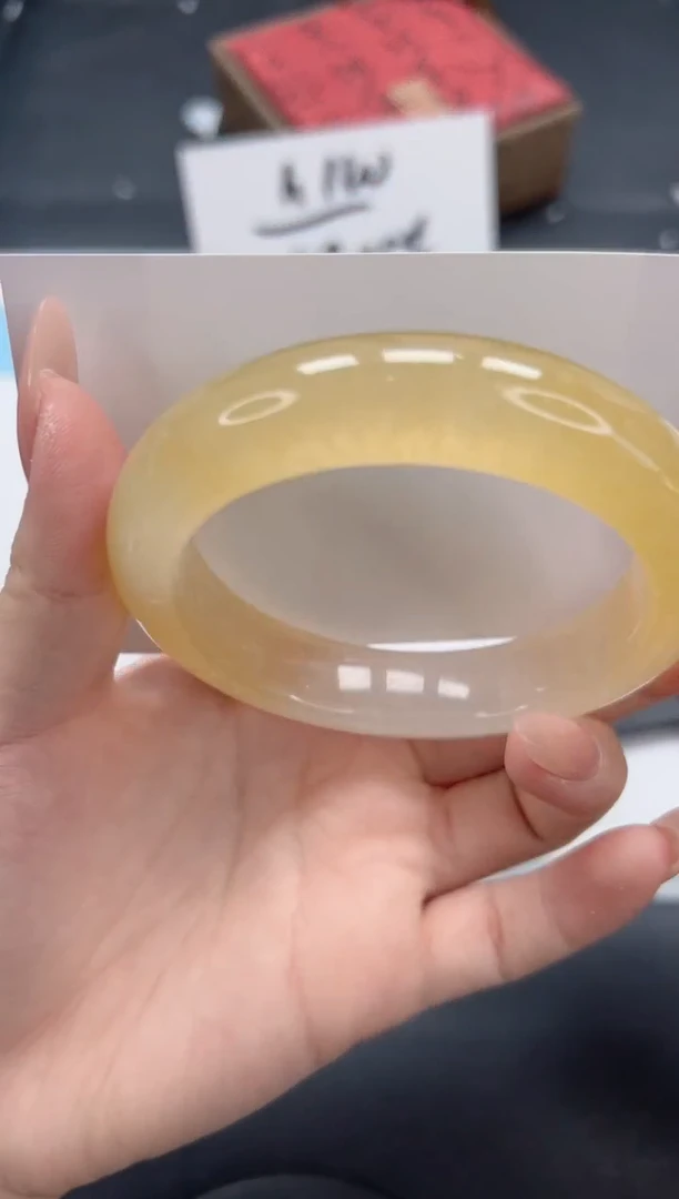 石英质玉手镯未镶嵌A97-56.8