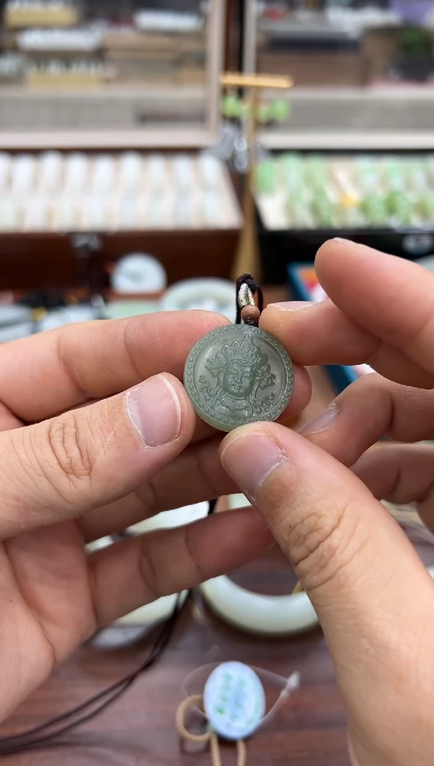 【闪购商品】和田玉吊坠未镶嵌度母