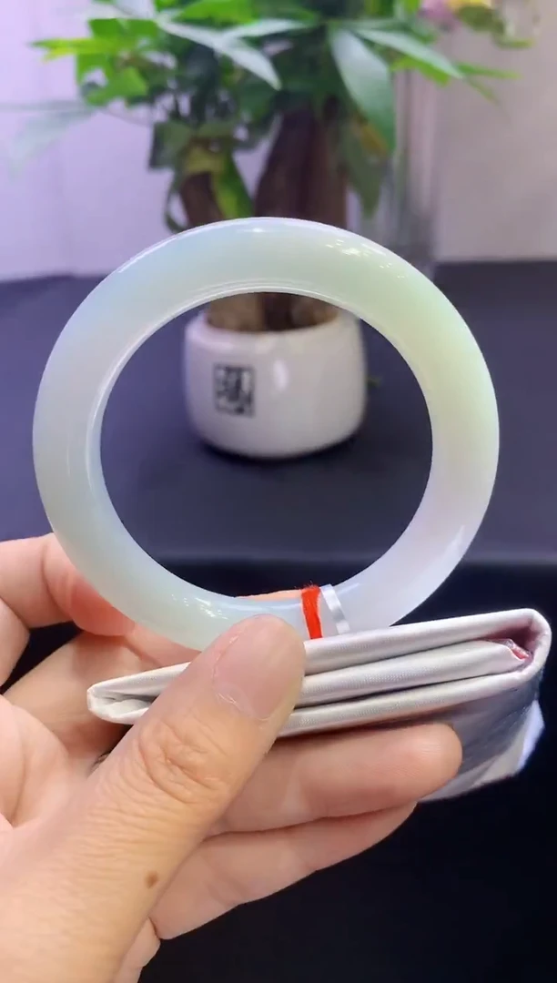 未镶嵌手镯翡翠强推！翡翠手镯圈口54.5-t97