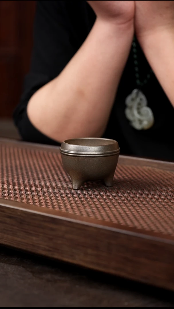 茶壶紫砂岩中泥三足腰线