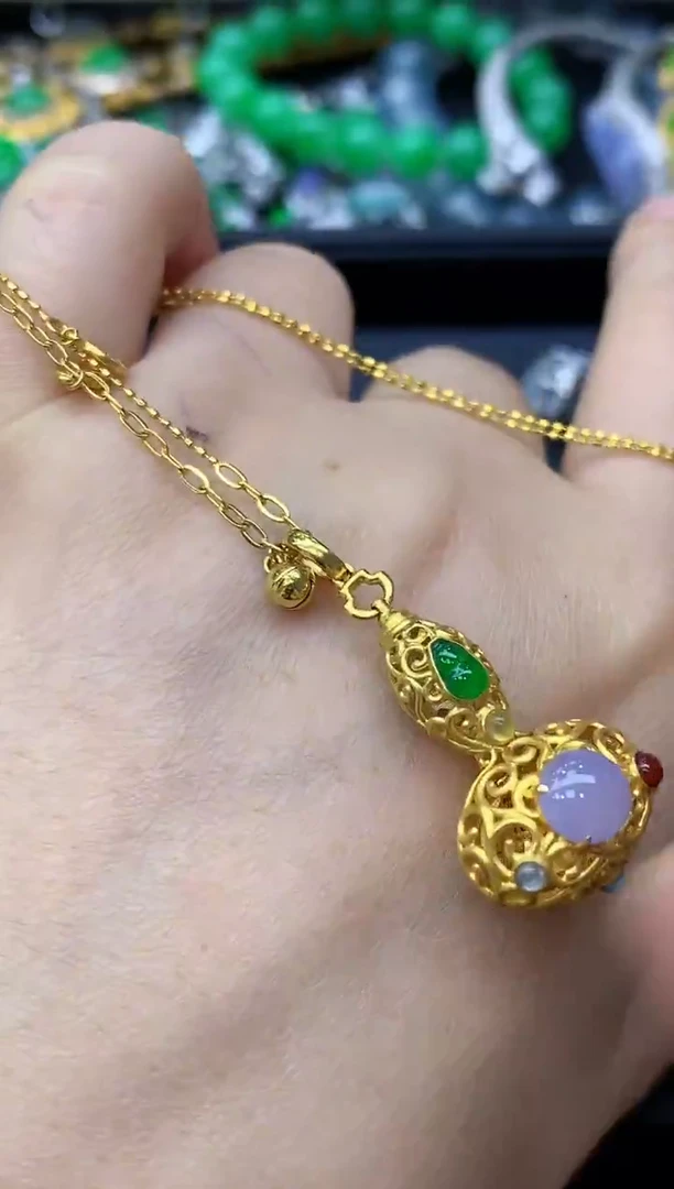 颈饰18K金镶嵌翡翠481-中国好珍宝