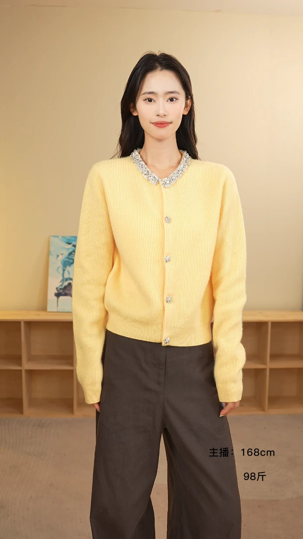 清凉江女士领口镶钻亮色秋冬针织纯羊绒圆领条纹开衫