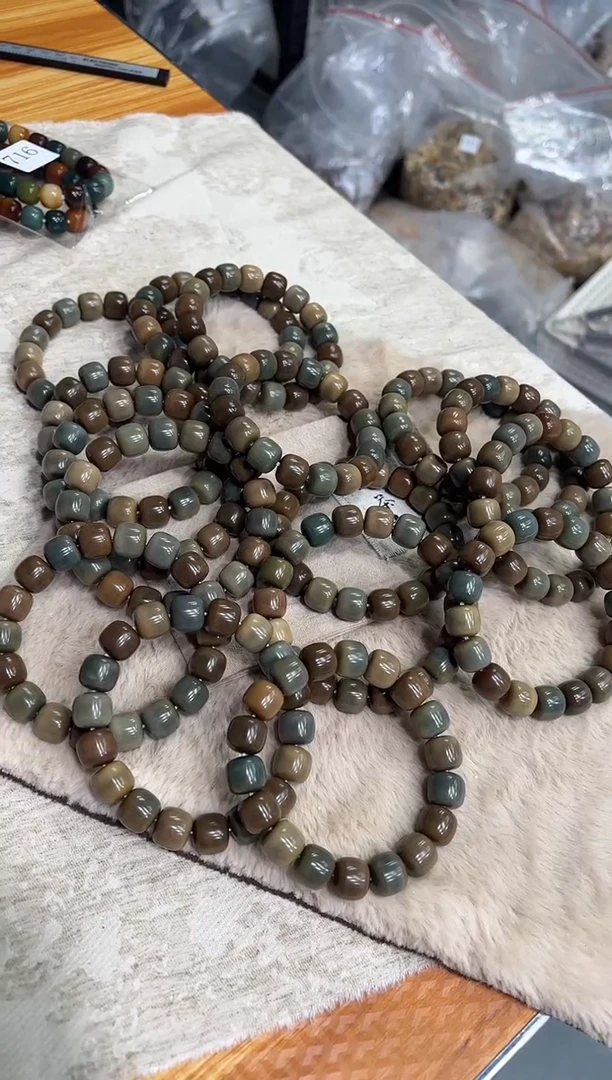 【闪购商品】菩提根/象牙果手串14猪油膏（723）