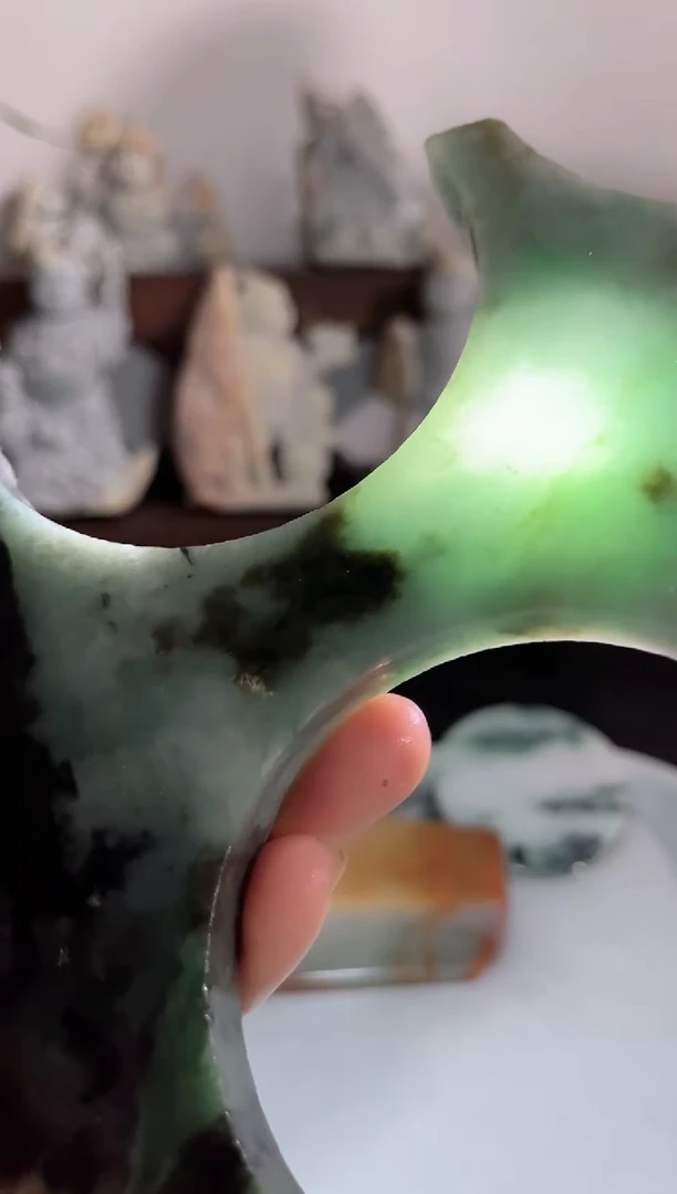 未镶嵌挂件翡翠488